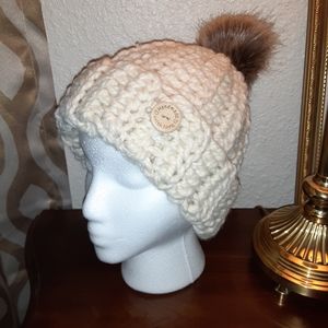 Crochet Chunky Beanie w Pompom
